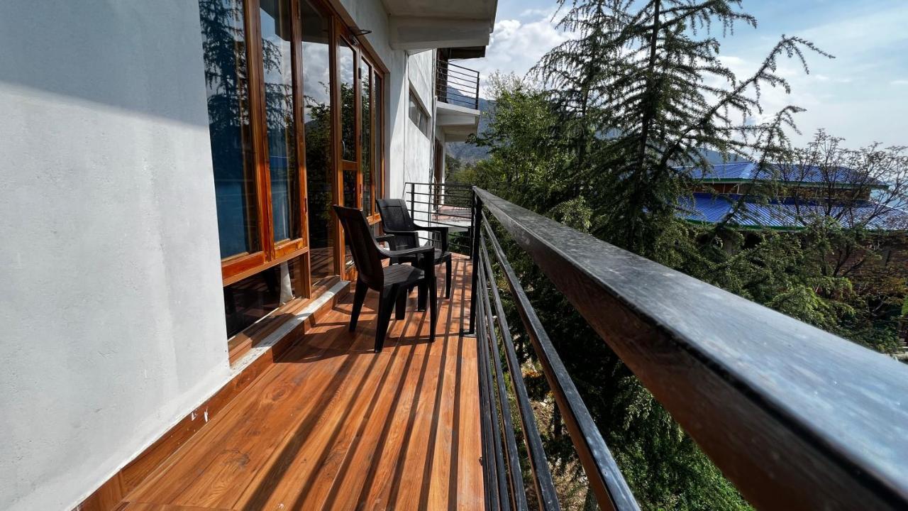 Flyscape Hostel Bir  Exterior photo
